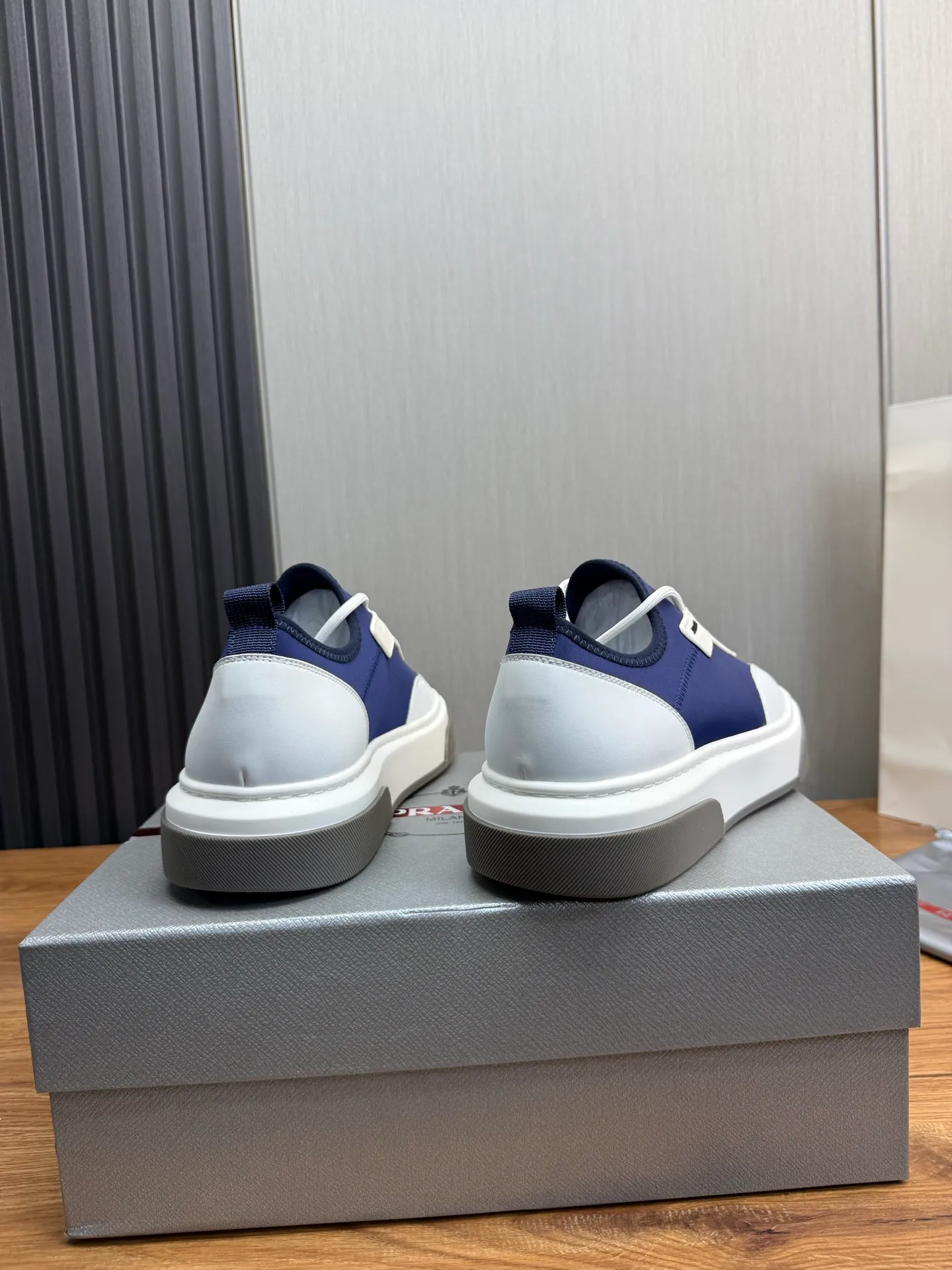 Men's shoes 💰580💰 [PRADA] Men's shoes are popular in the counter, official website is synchronized, 1 high-quality shipment ✔️Original cowhide splicing + cowhide lining, 1🆚1 replica, original sole, 38-45 (45 customized, non-refundable)